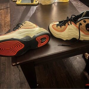 Nike Air Foamposite Pro Sneakers